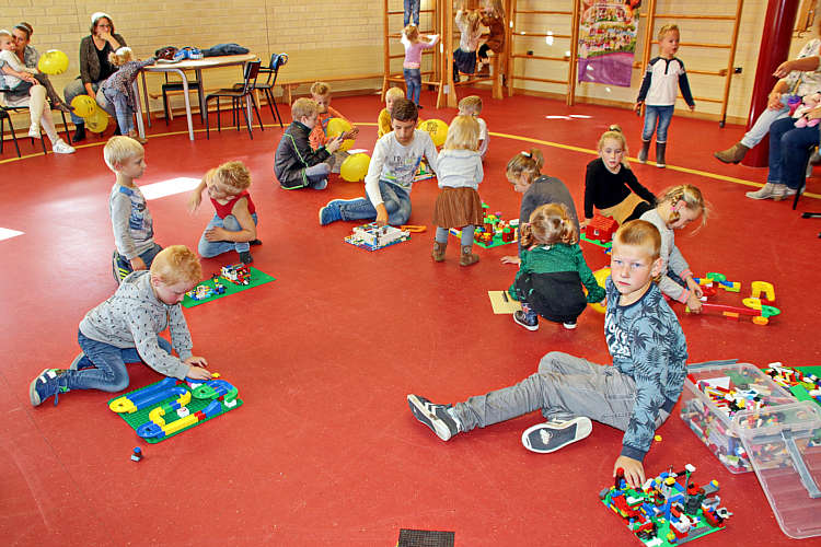 LEGO speelmiddag door Speeltuinvereniging Speelvreugd_38